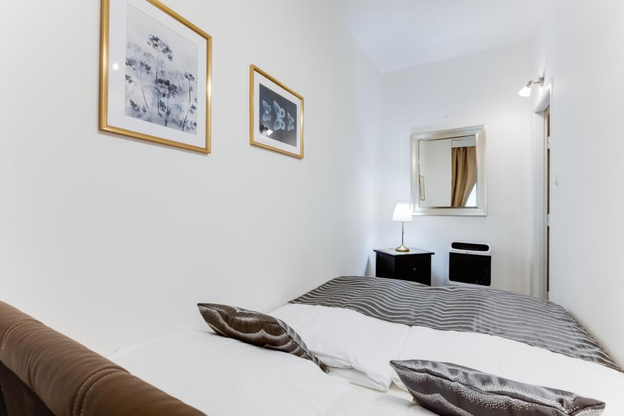 Exclusive Riverside Apartment In The Heart Of 布拉格 外观 照片