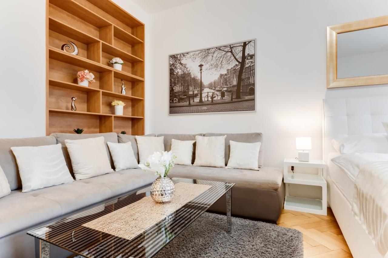 Exclusive Riverside Apartment In The Heart Of 布拉格 外观 照片